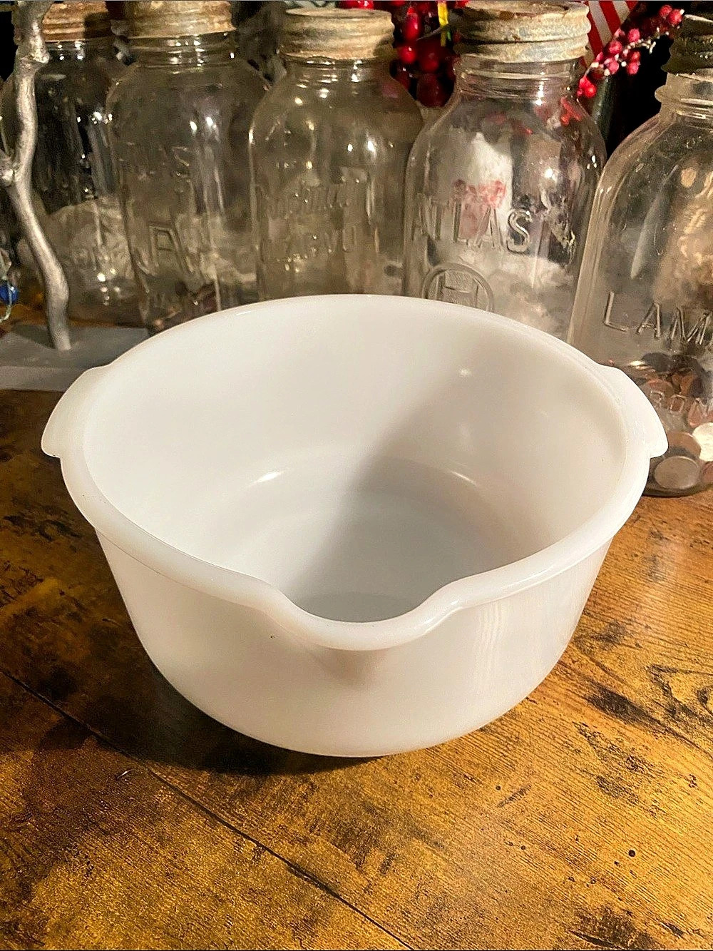 Sunbeam vintage Milk Glass Mixing Bowl with Pour Spout side handles